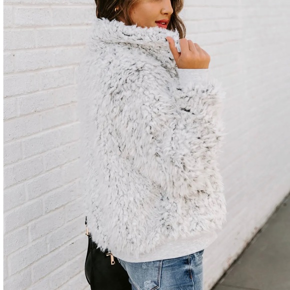 Just In//- Faux Fur bomber Jacket - Picture 13 of 15